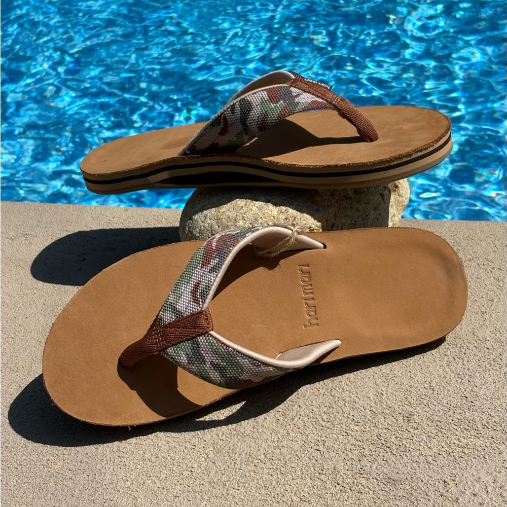 Hari Mari Leather Woodland Camo Flip Flop Sandals Size 11 - Picture 5 of 15